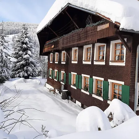 Bachrainhof 1 *